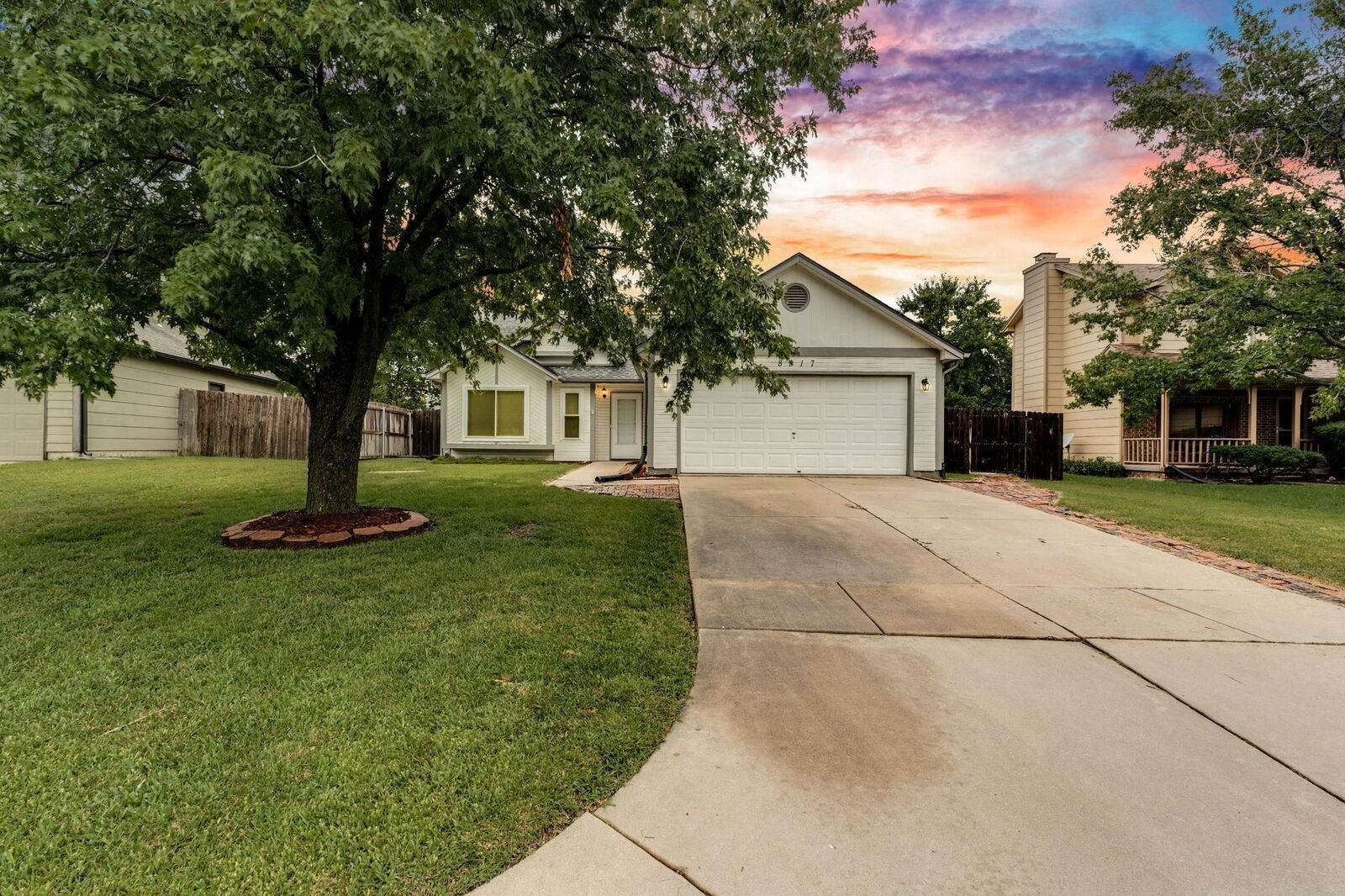 Property Photo: 8917 E Scott Ct KS 67210