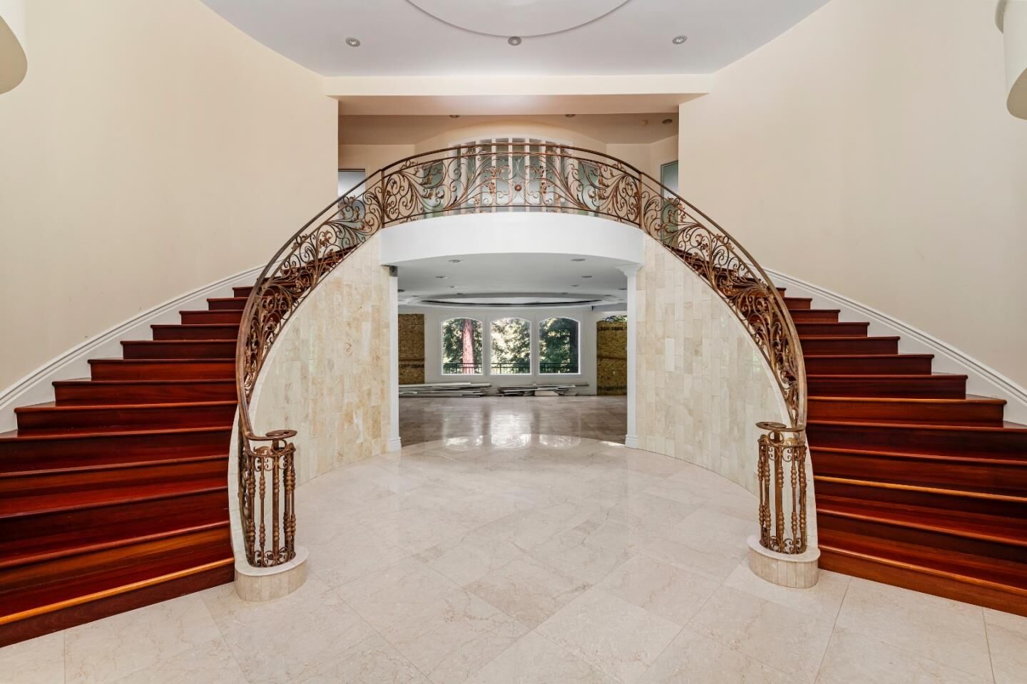Property Photo:  1 Reids Roost Road  CA 94062 