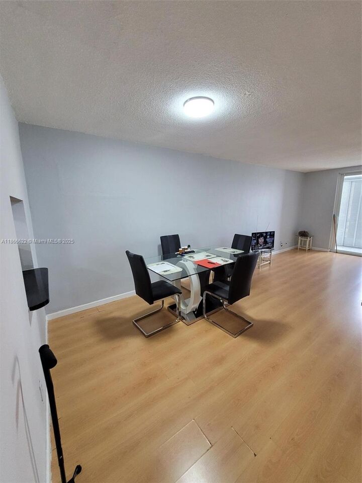 Property Photo: 1401 NE Miami Gardens Dr 993 FL 33179