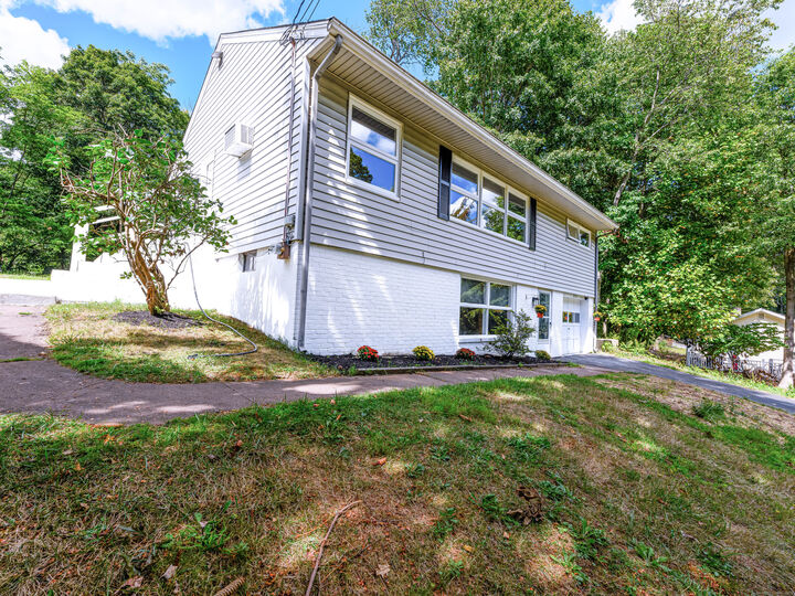 Property Photo: 275 Grannis Street CT 06512