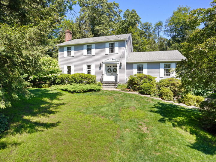 54 Barnswallow Drive  Trumbull CT 06611 photo