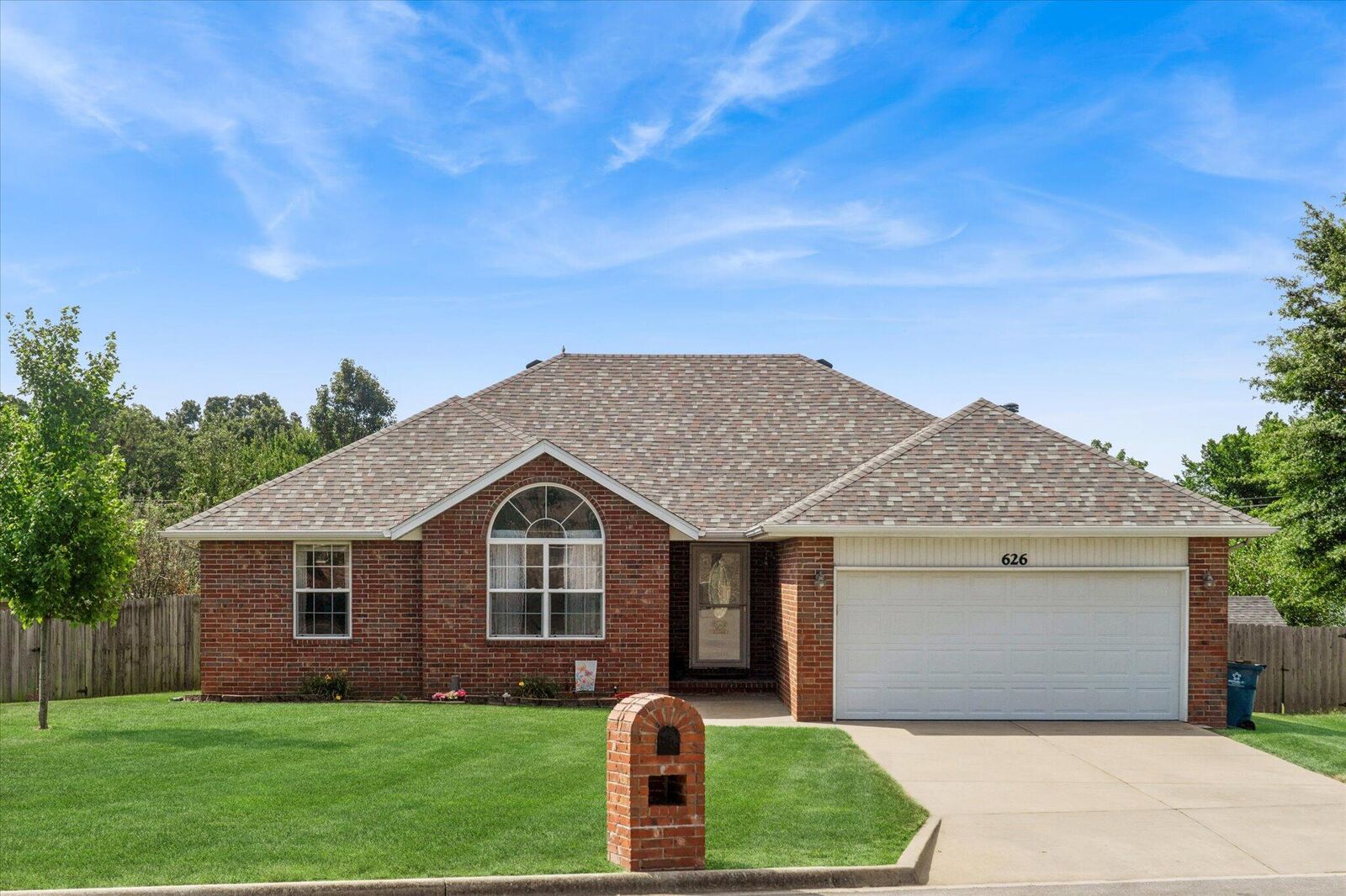 Property Photo:  626 W Bailey Street  MO 65714 