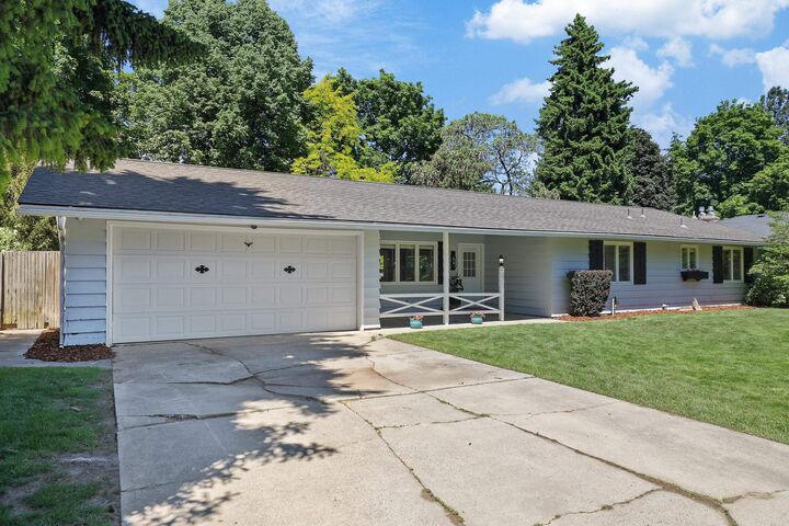 Property Photo: 1919 E 59th Ave WA 99223