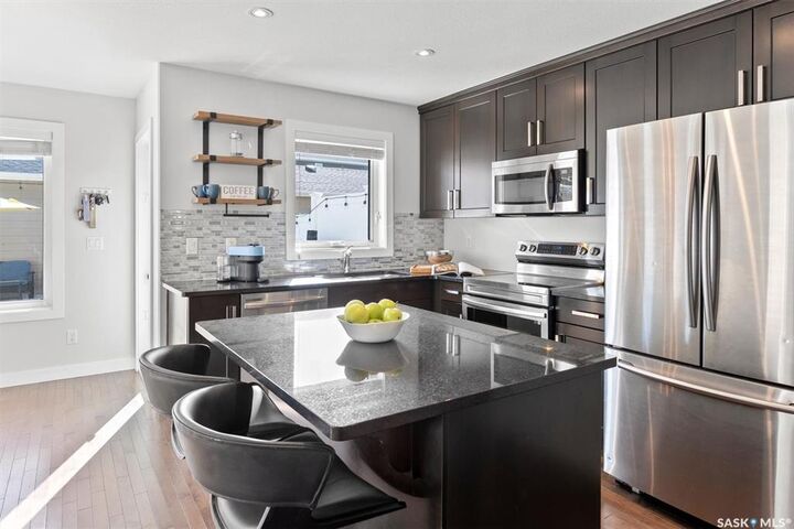 Property Photo: 1423 Hunter Road SK S7T 0T4