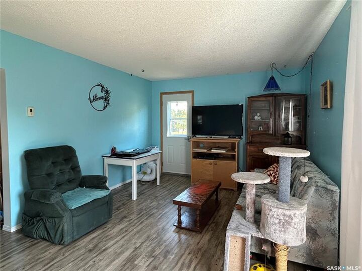 Property Photo: 107 Railway Avenue S SK S0K 2X0
