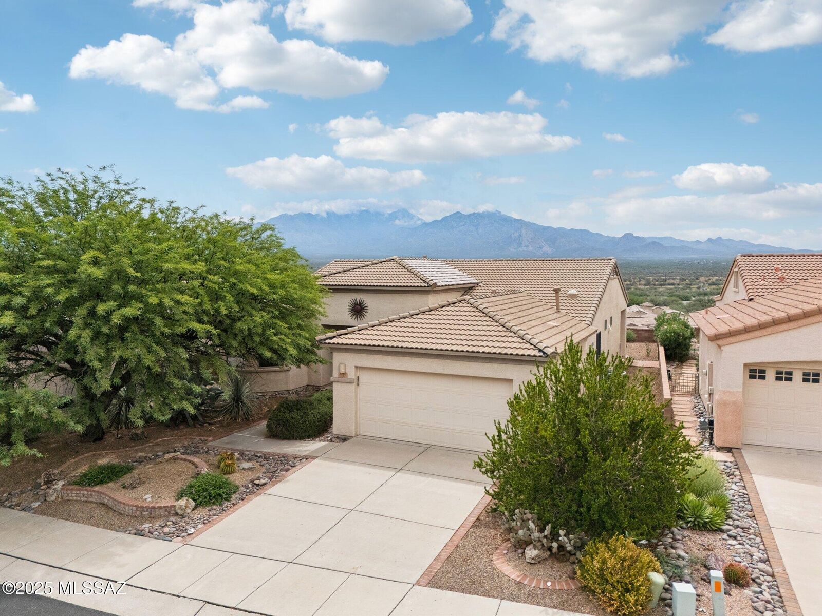 Property Photo: 1793 W Calle Casas Lindas AZ 85622