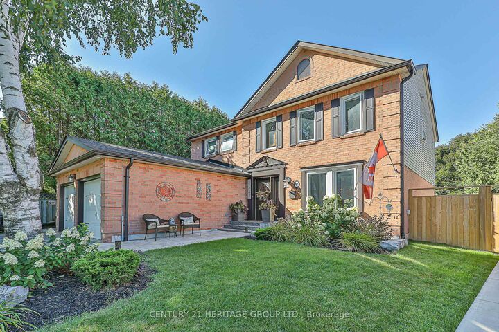 Property Photo: 40 Albery Crescent ON L4G 5R8