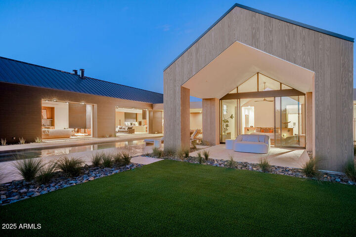 Property Photo:  6209 N Casa Blanca Drive  AZ 85253 