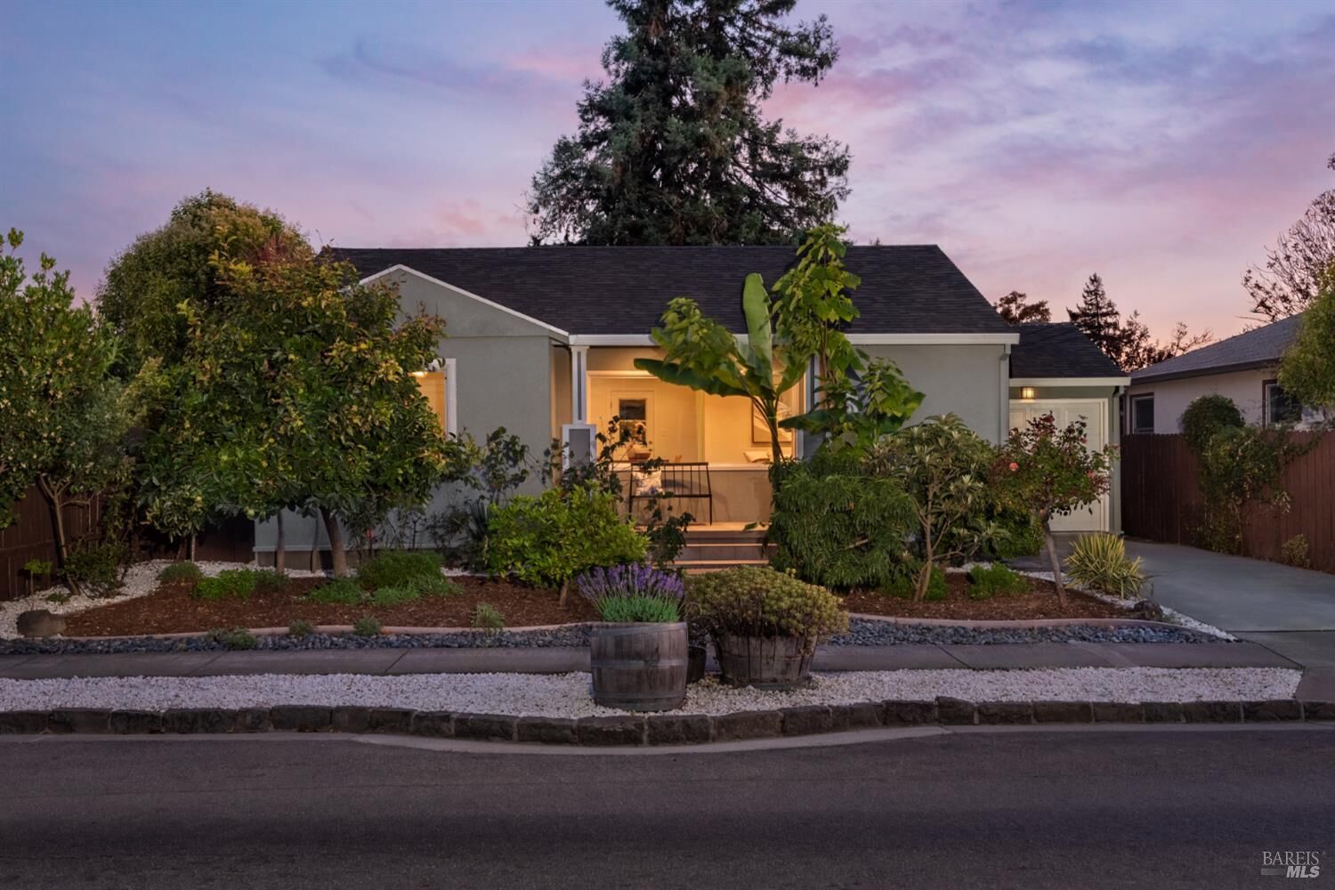 Property Photo: 114 Payran Street CA 94952