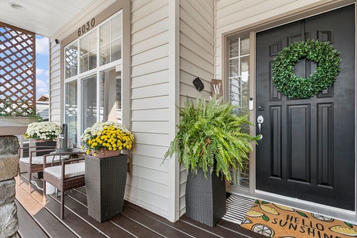 Photo de la propriété: 6030 Glenmore Drive BC V2R 2H5