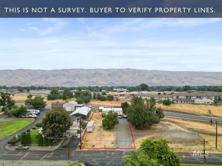 Property Photo: 1124 16th Ave WA 99403