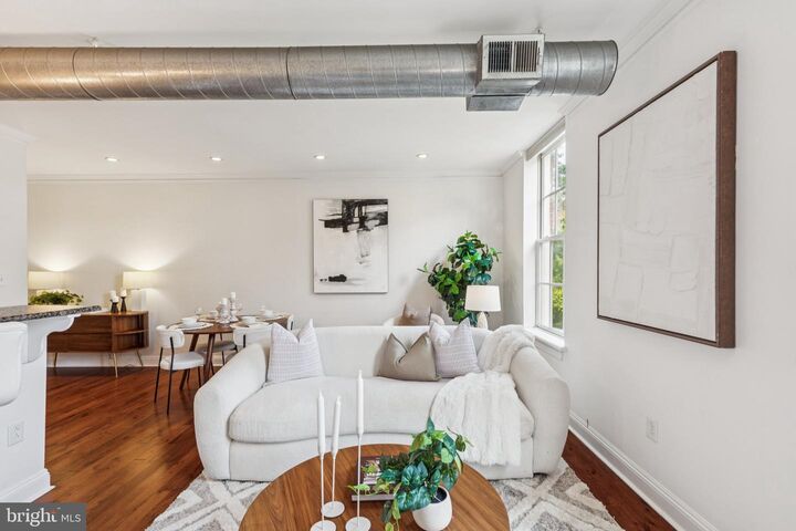 Property Photo: 1716 Pine Street 00 3F PA 19103