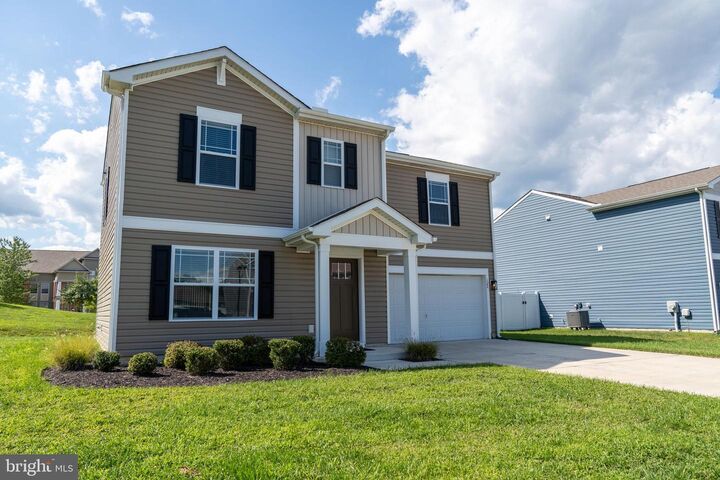 Property Photo: 122 Huntingfield Street MD 21863