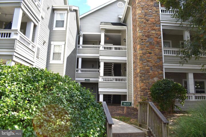 Property Photo: 4413 Fair Stone Drive 306 VA 22033