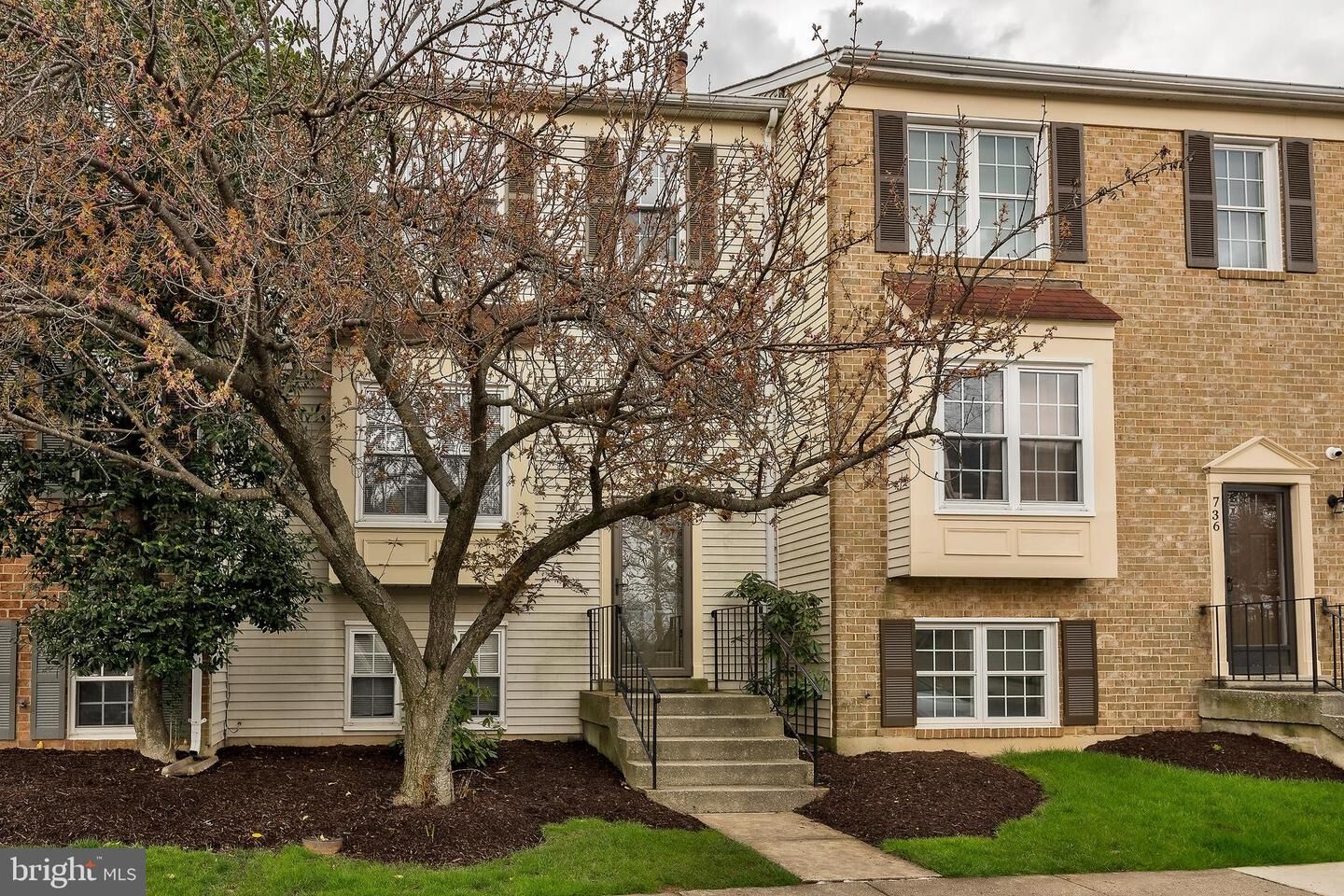 Property Photo:  734 Ivy League Lane 10-58  MD 20850 