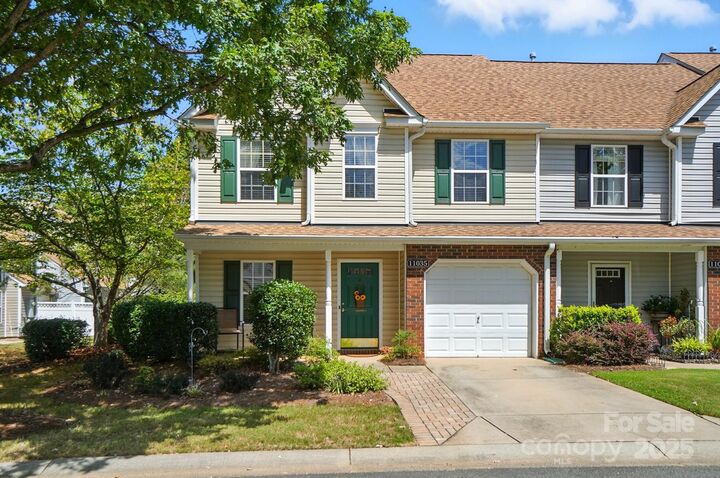 11035 Alderbrook Lane  Charlotte NC 28270 photo