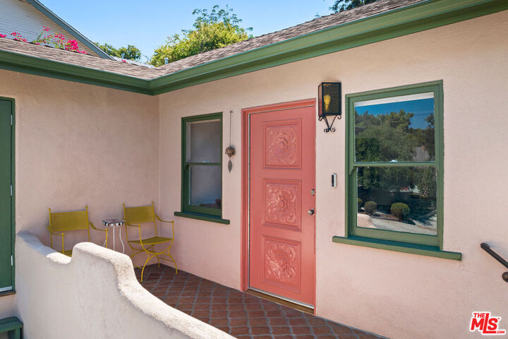 Property Photo: 6196 Oak Crest Way CA 90042