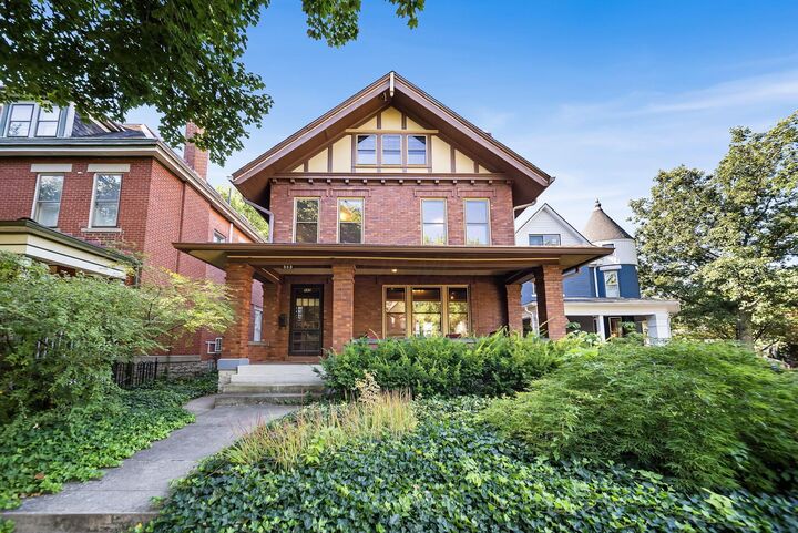 Property Photo:  383 W 6th Avenue  OH 43201