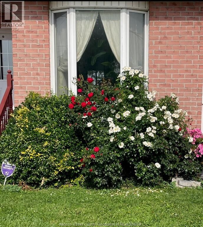Property Photo:  188 Arthur Street North  ON N0R 1G0 