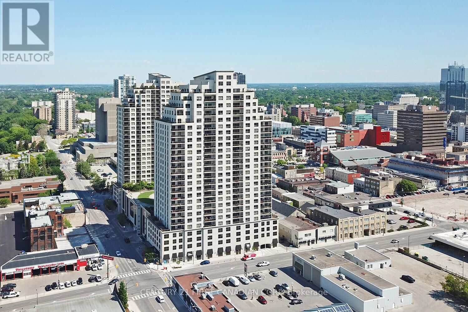 Property Photo: 330 Ridout Street North 2108 ON N6A 0A7