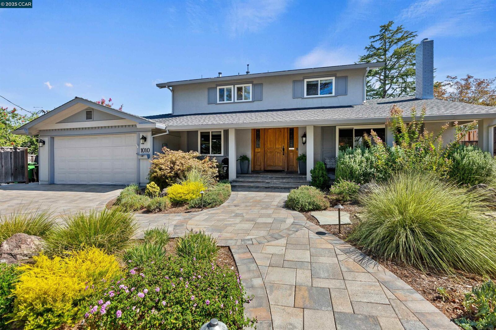 Property Photo: 1010 Crystal Ct CA 94598