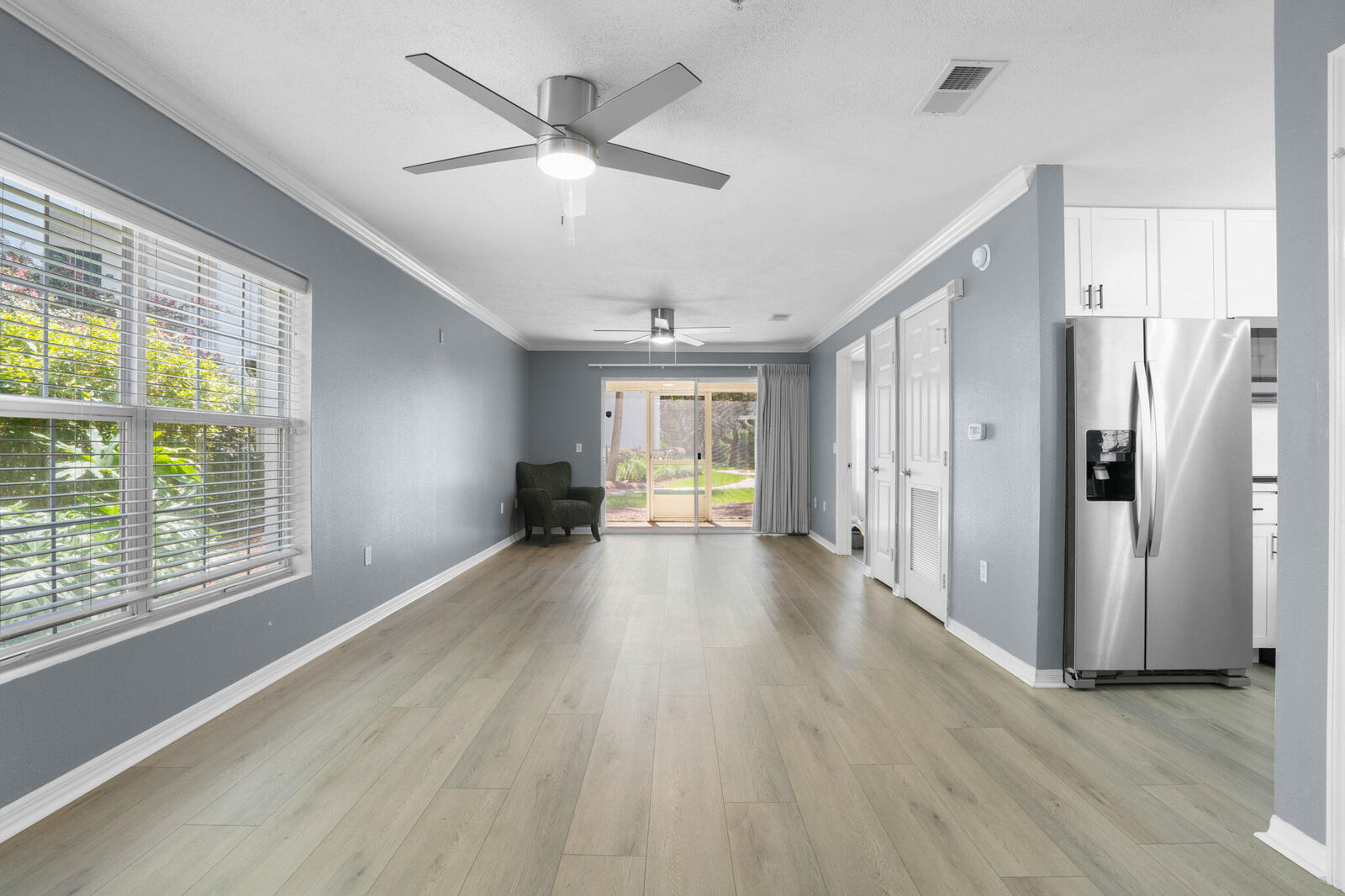 Property Photo: 4270 Calinda Ln 311 FL 32578