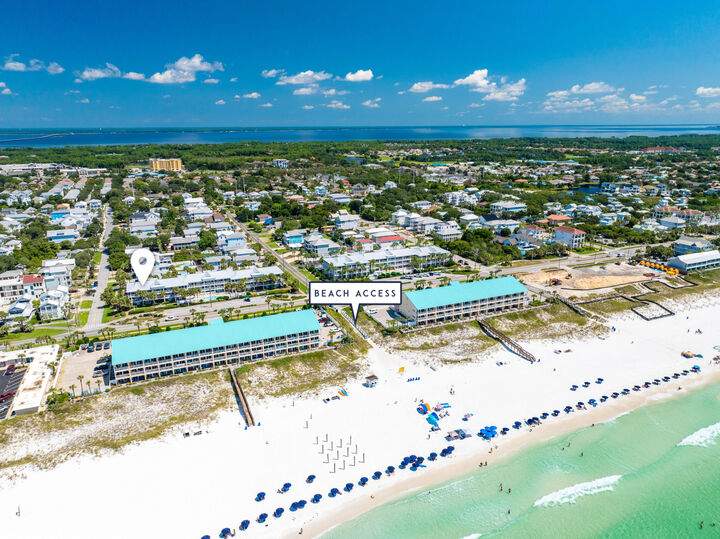 Property Photo: 3191 Scenic Highway 98 Unit 214 FL 32541