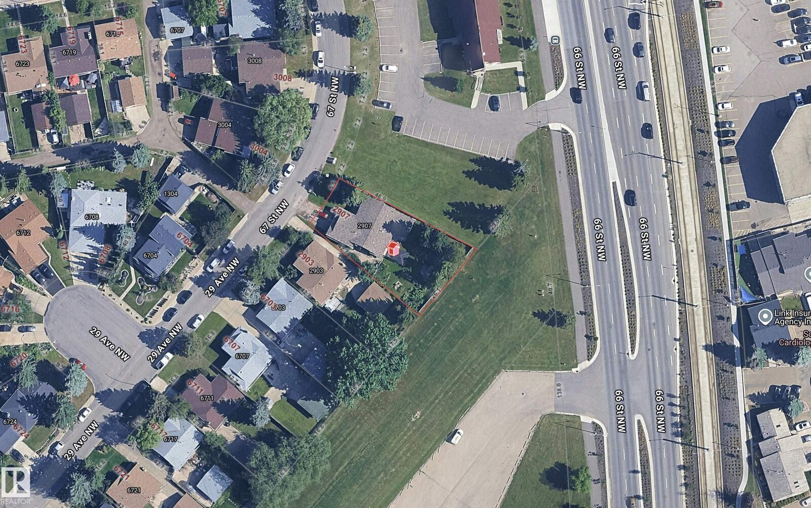 Property Photo:  2907 67 Street NW  AB T6K 1N2 