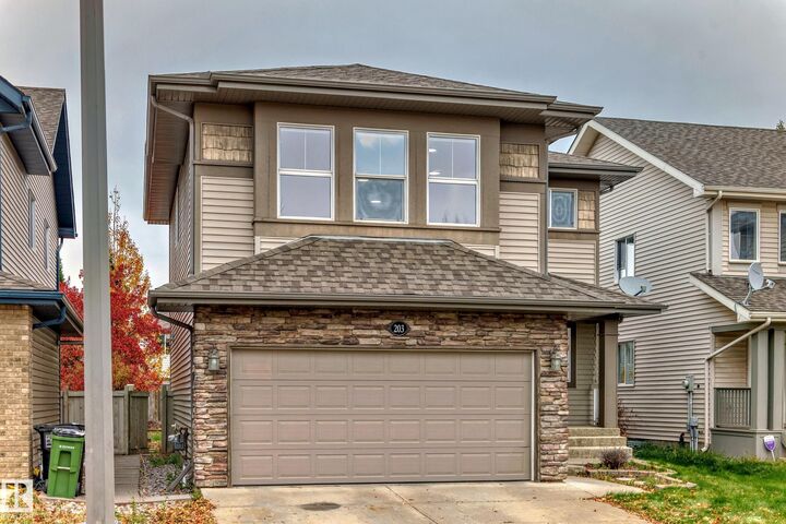 203 Caldwell Way NW  Edmonton AB T6M 2X2 photo