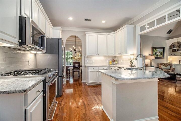 Property Photo: 7270 Flowery Branch Road GA 30041