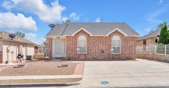 11740 Riverstone Drive  El Paso TX 79936 photo