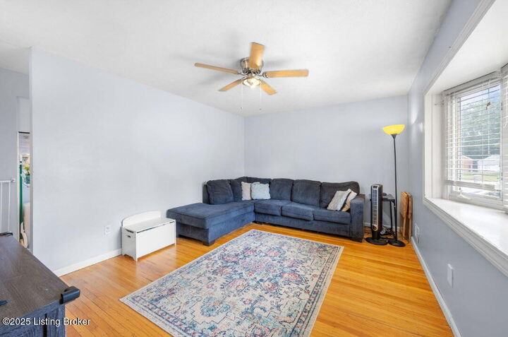 Property Photo:  9703 Scarborough Ave  KY 40272 
