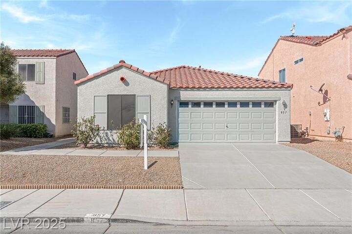 Property Photo: 857 Lantham Place NV 89110