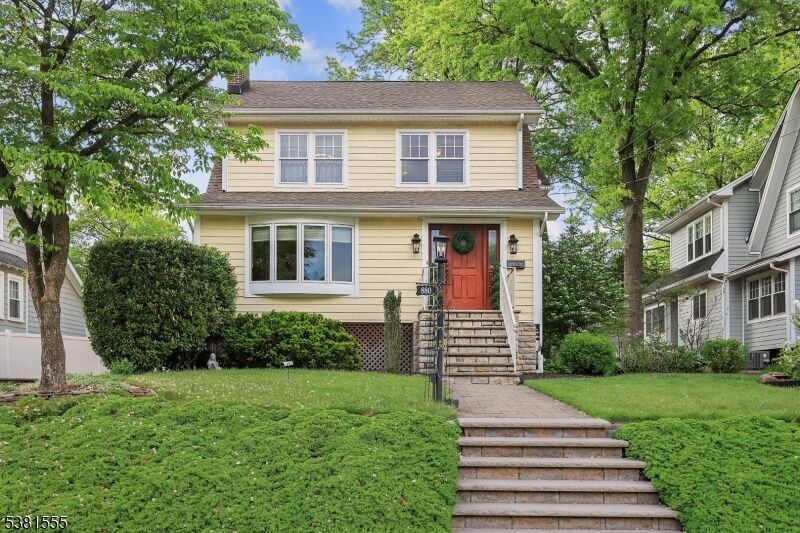 Property Photo:  880 Dorian Rd  NJ 07090 