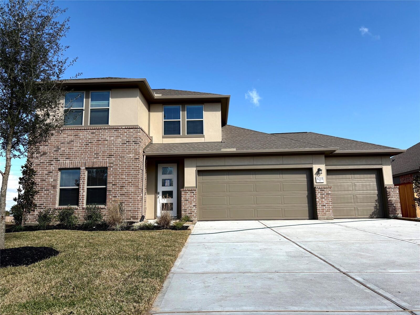 Property Photo: 6218 Arabella Prairie Drive TX 77469