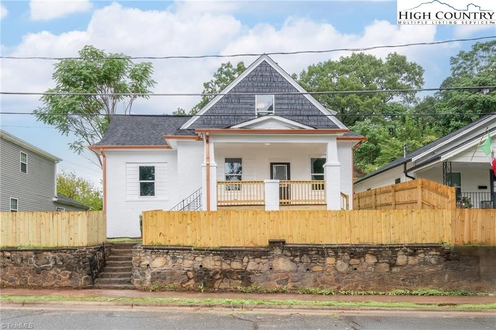 Property Photo: 931 Pittsburg Avenue NC 27105