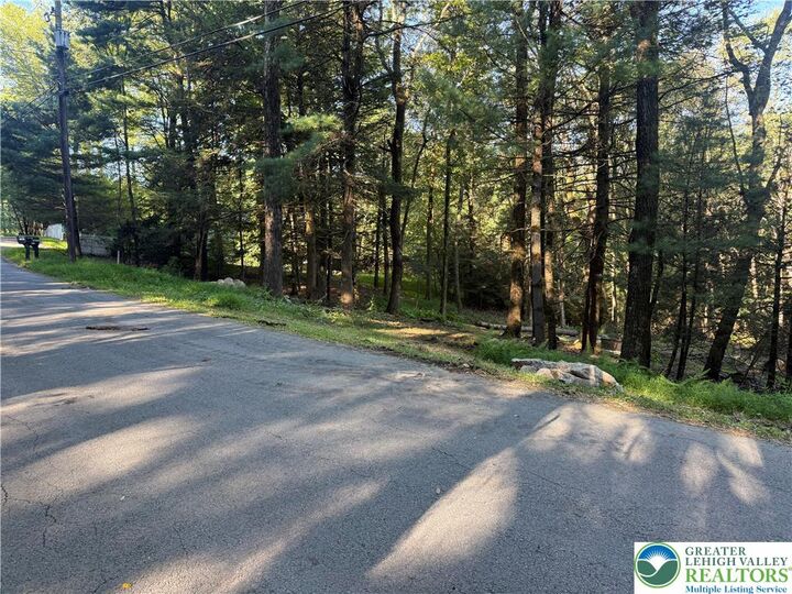 Property Photo: 208 Cedar Lane PA 18353