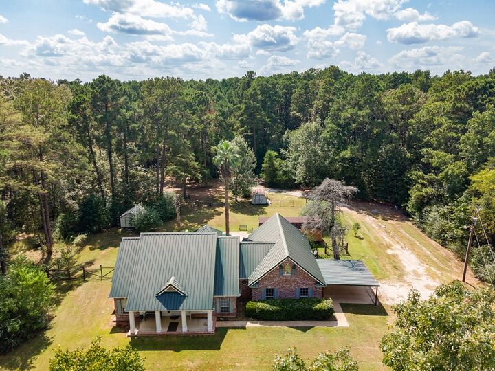 Property Photo:  1419 Basham Road  TX 75969 