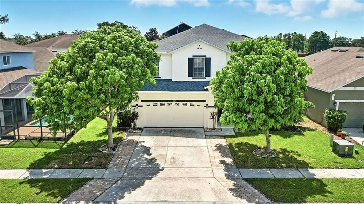 Property Photo: 2714 Portchester Court FL 34744