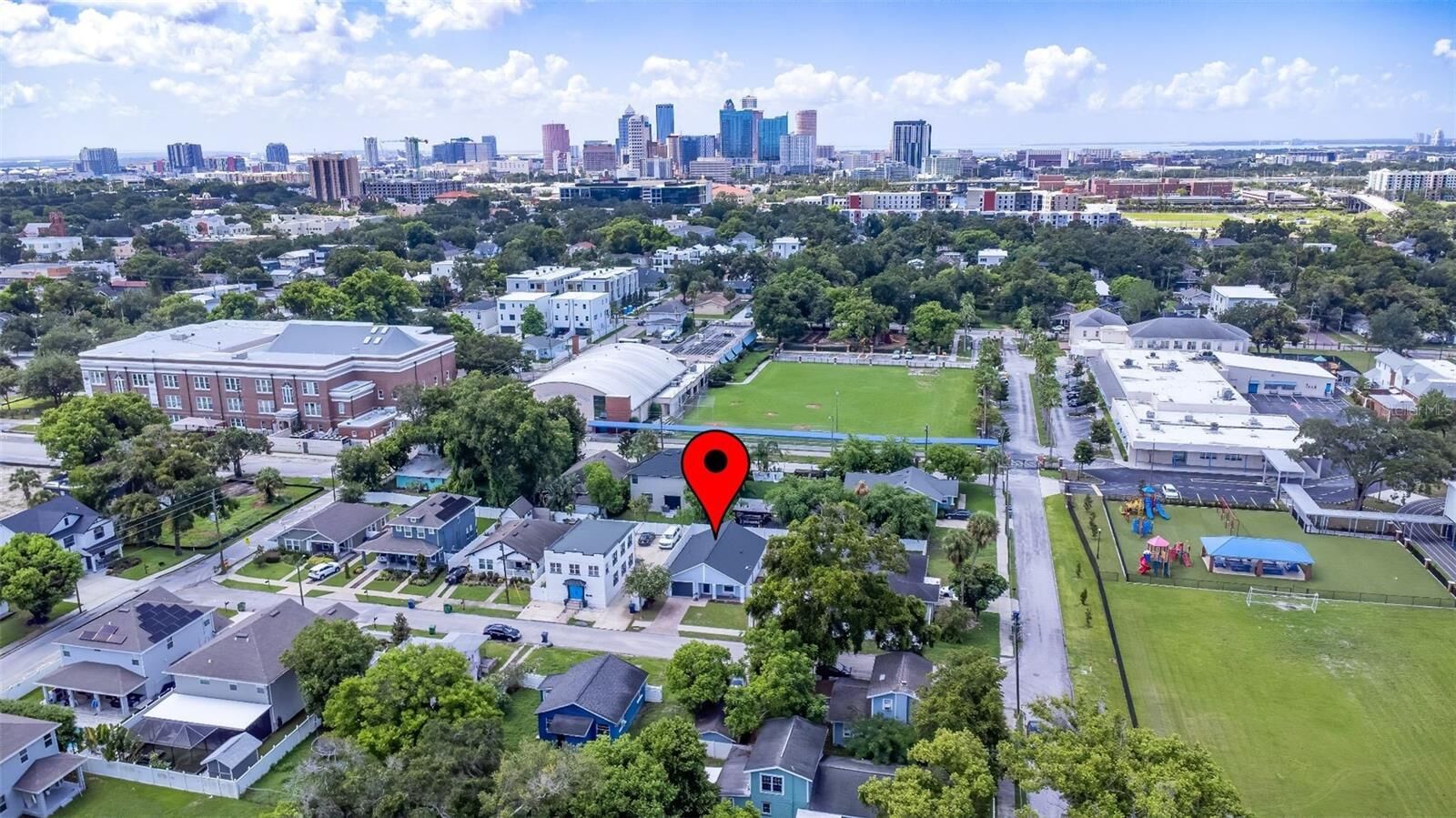 Property Photo: 310 W Warren Avenue FL 33602