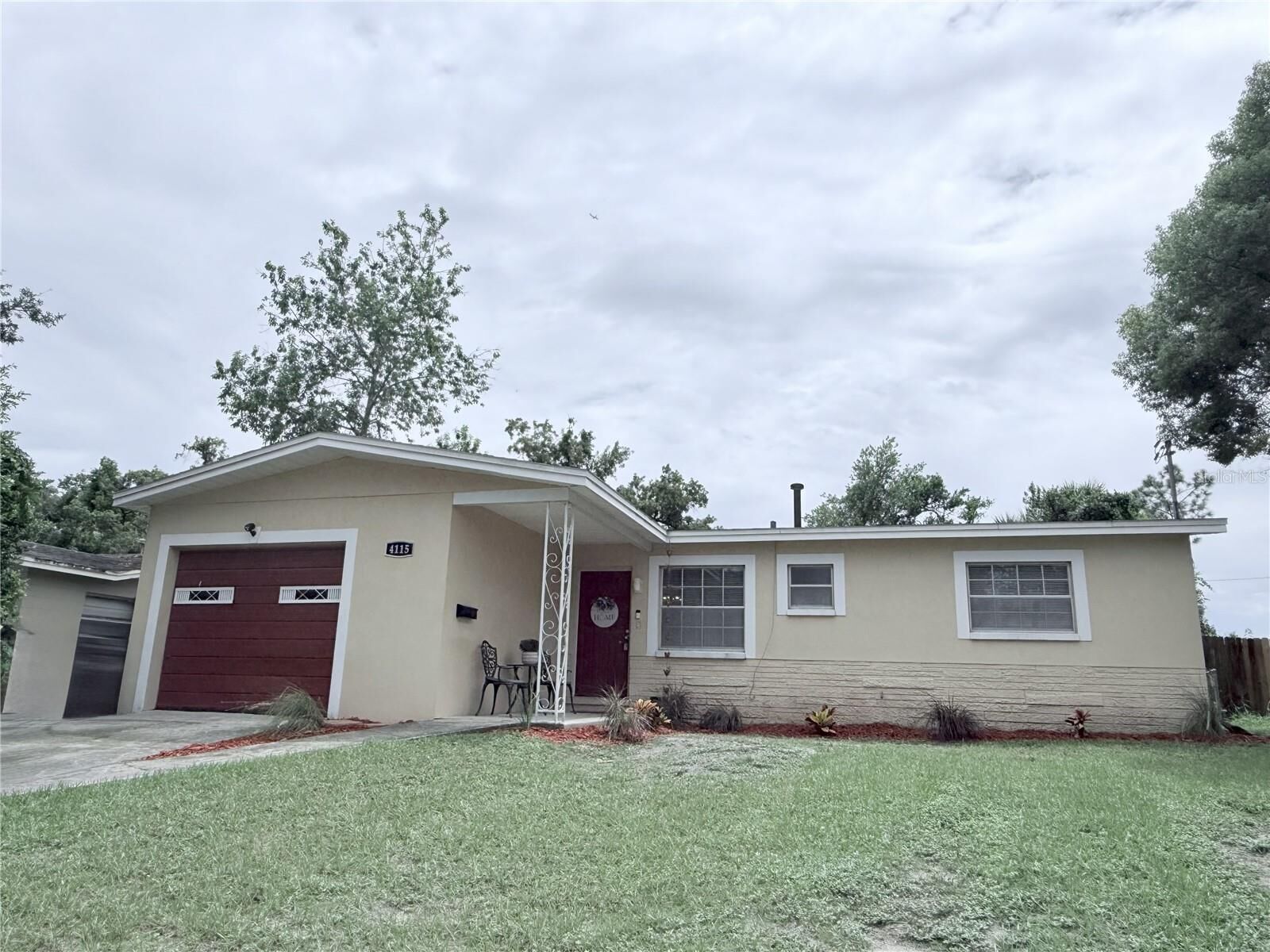 Property Photo:  4115 E Okara Road  FL 33617 