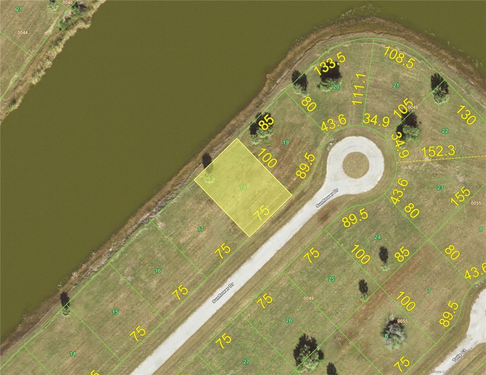 Property Photo: 39 Sunflower Drive FL 33946