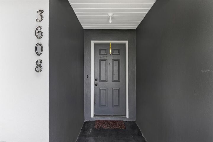 Property Photo:  3608 W Wheeler Road  FL 33810 