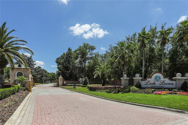 Property Photo: 2017 Stefano Court FL 32757