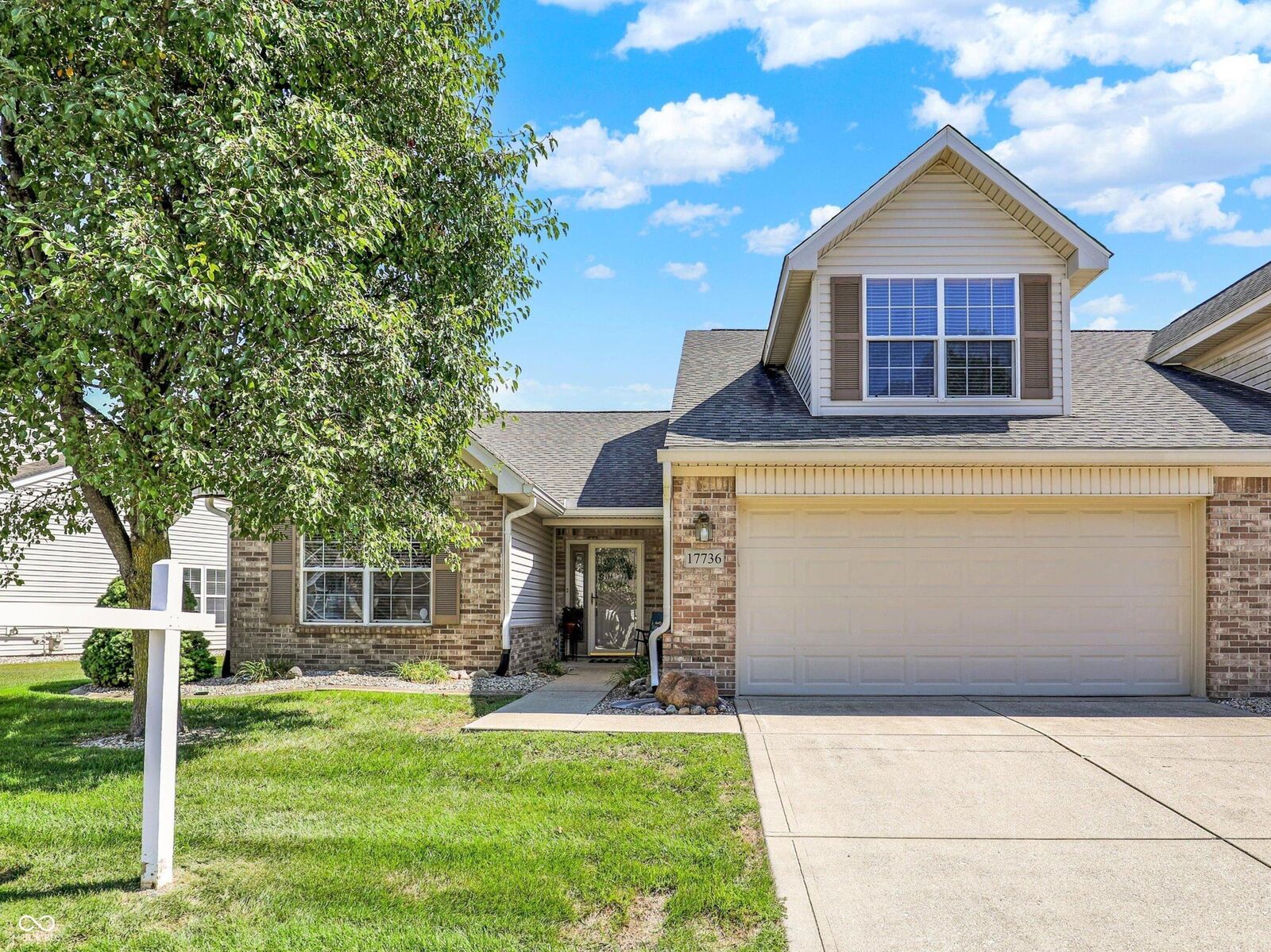 Property Photo: 17736 Crown Pointe Court IN 46062