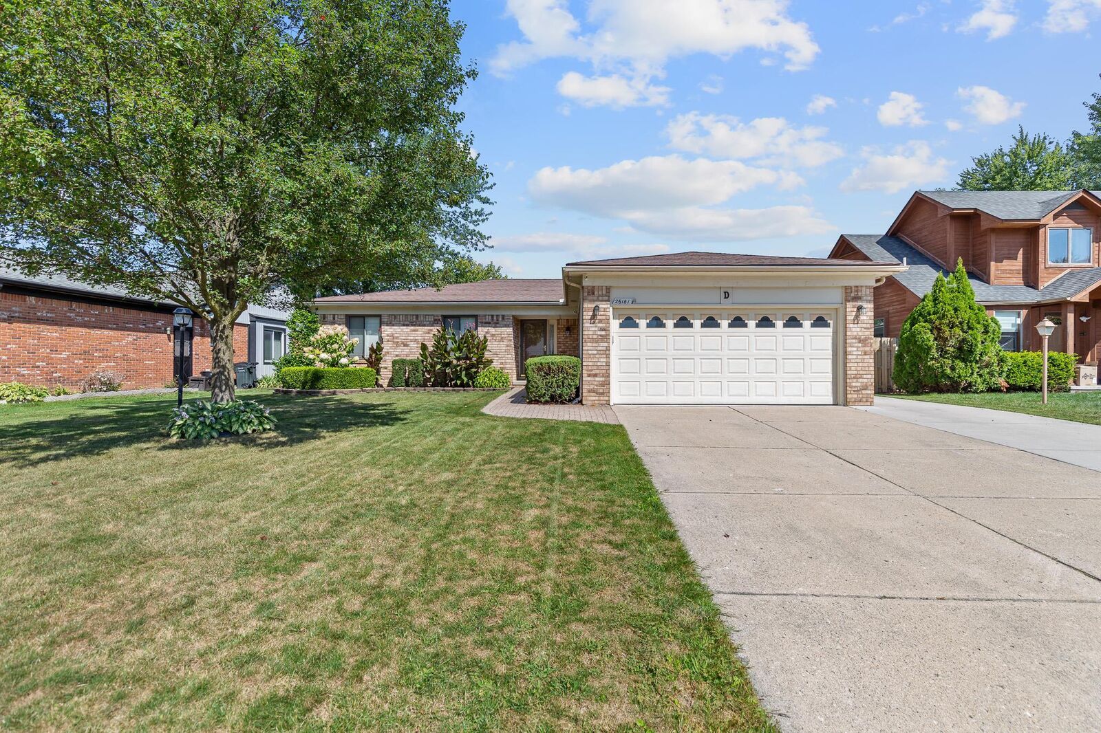 Property Photo: 26161 Birchcrest Drive MI 48051