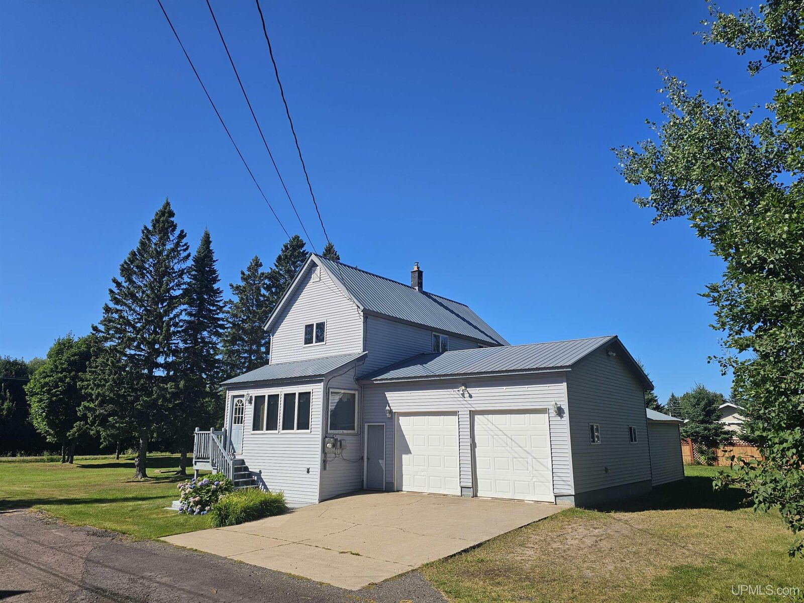 Property Photo:  27456 Branch Street  MI 49913 