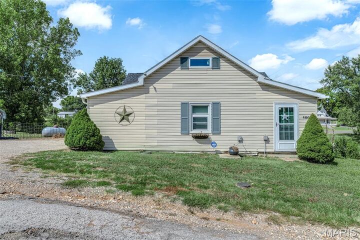 Property Photo: 500 Water Street MO 63441