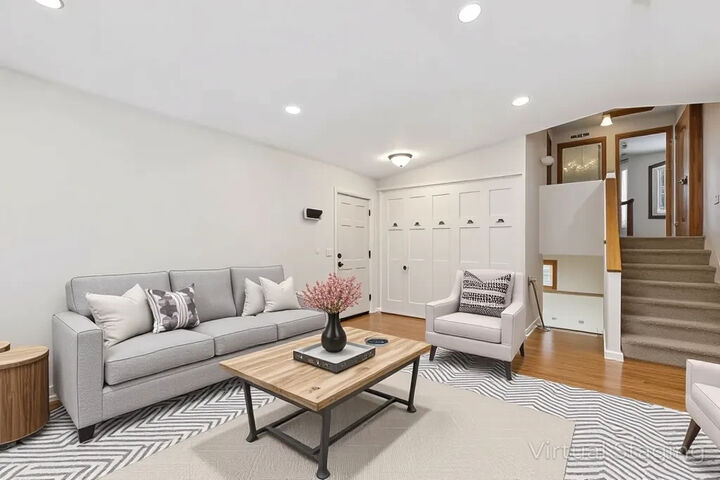 Property Photo:  35720 N Laurel Avenue  IL 60041 