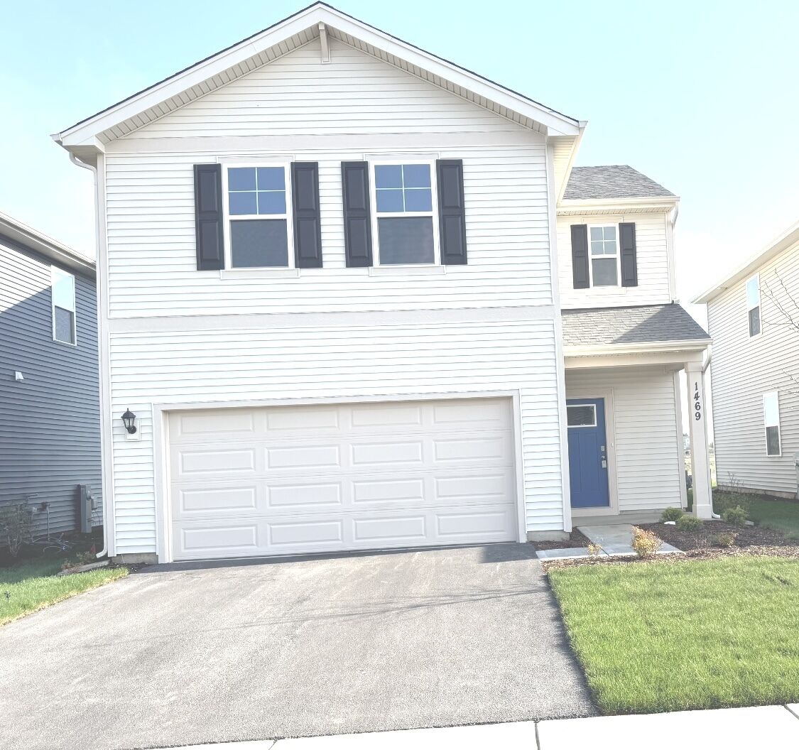 Property Photo: 1469 Grand Tetons Drive IL 60140